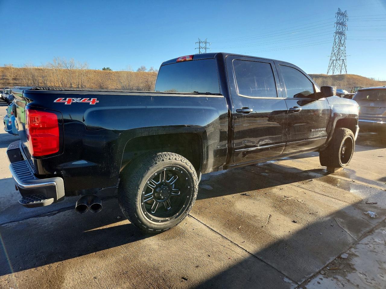 2016 CHEVROLET SILVERADO K1500 LT photo 3