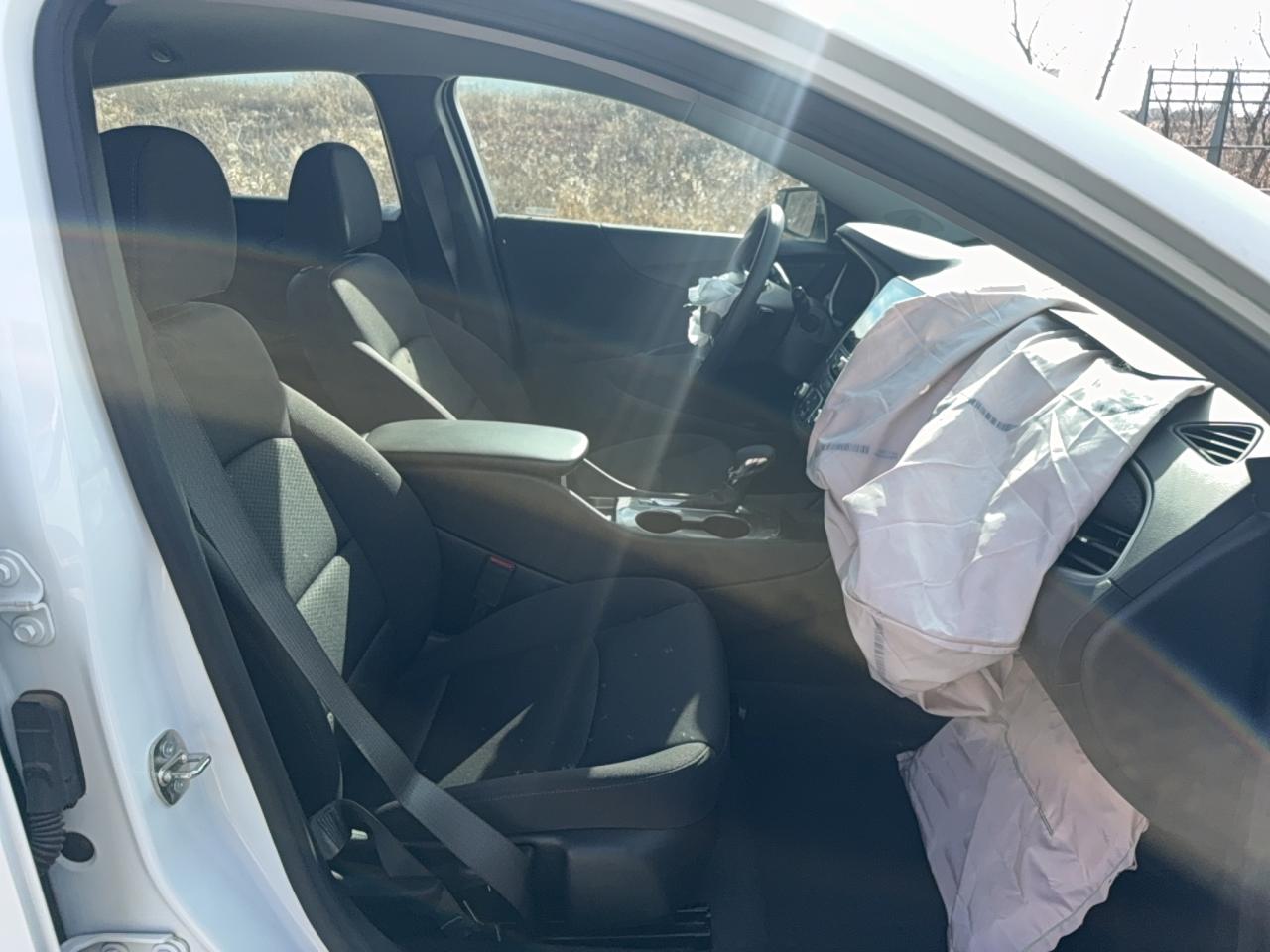 2023 CHEVROLET MALIBU LS photo 5