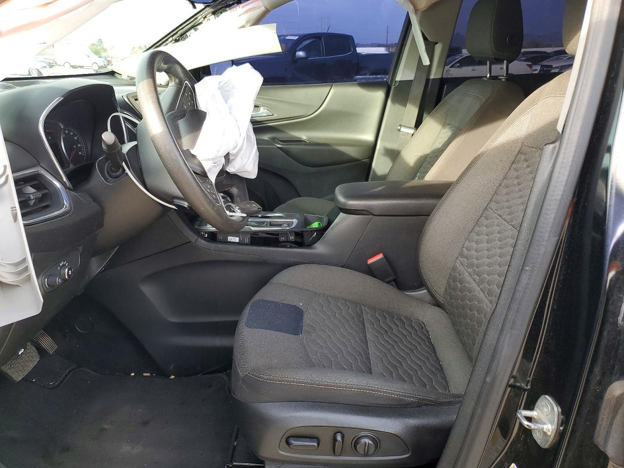 2020 CHEVROLET EQUINOX LT photo 7