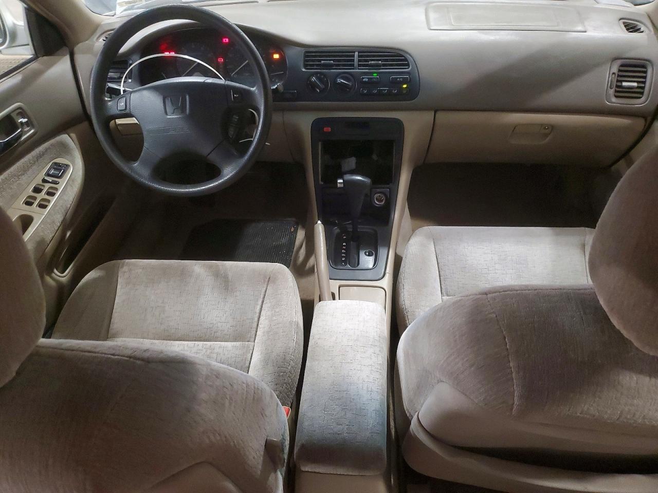 1996 HONDA ACCORD EX photo 8
