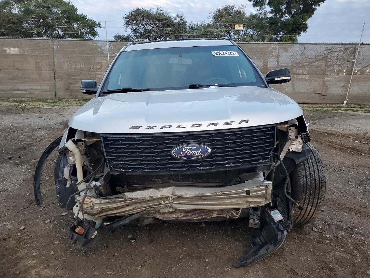 2018 FORD EXPLORER SPORT photo 5