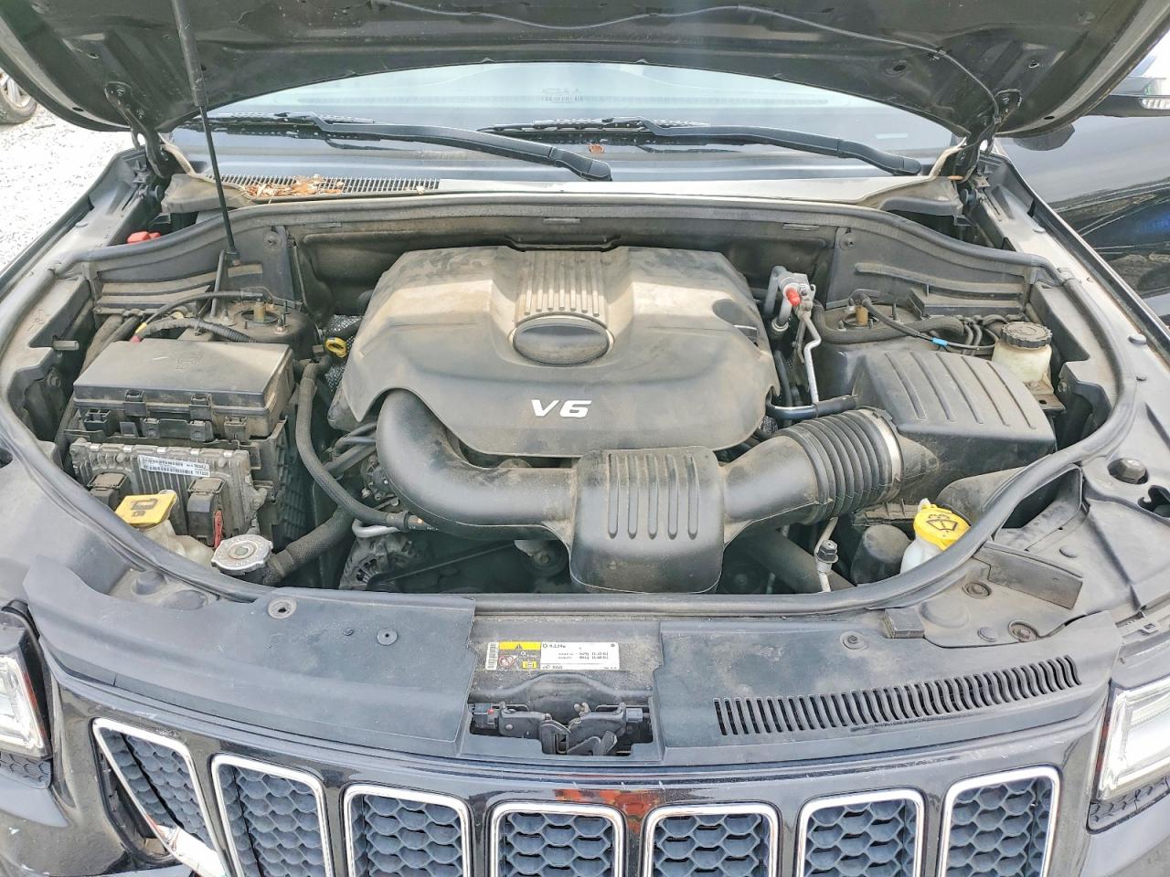 2014 JEEP GRAND CHEROKEE OVERLAND photo 12