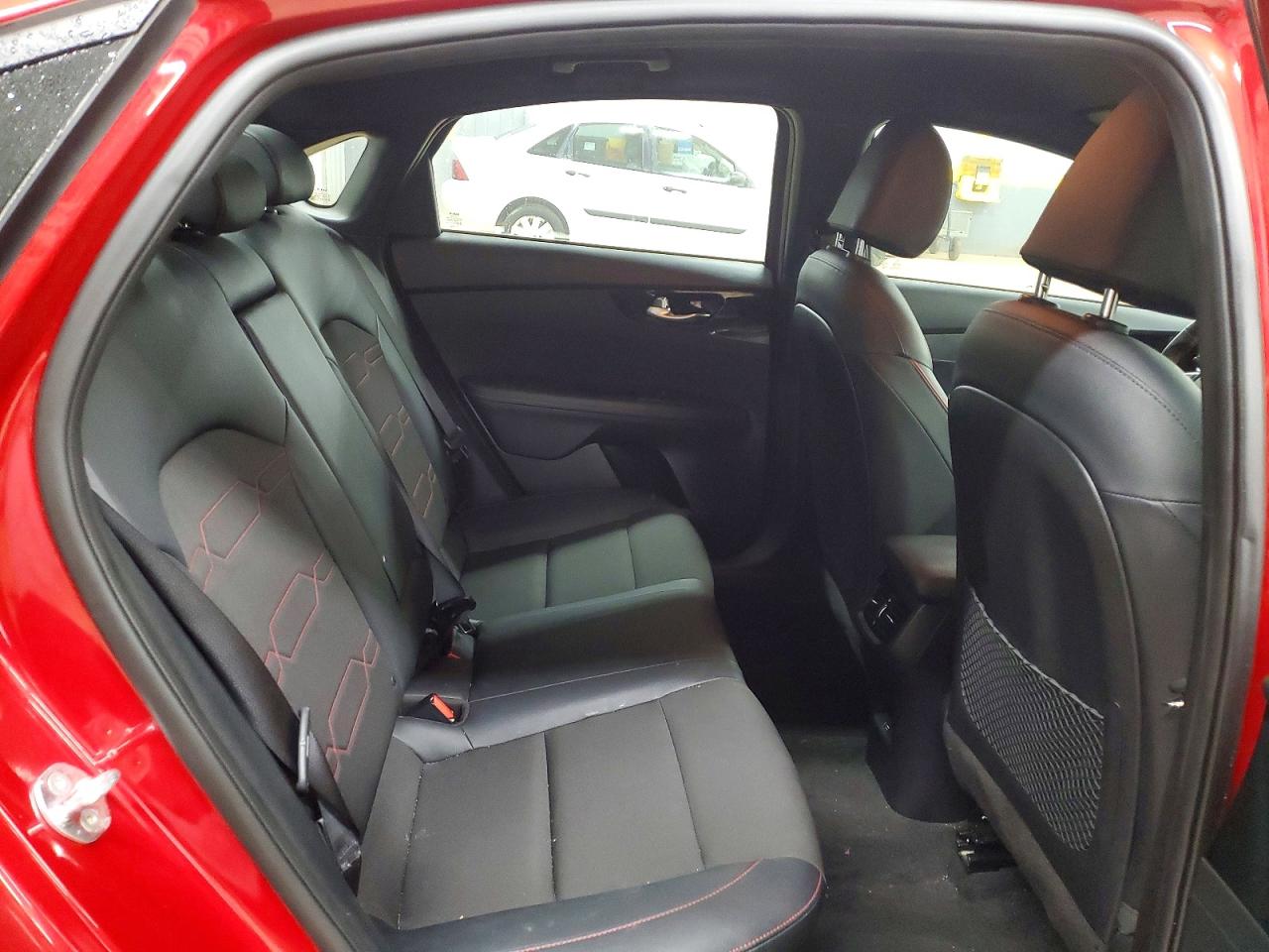 2023 KIA FORTE GT photo 10