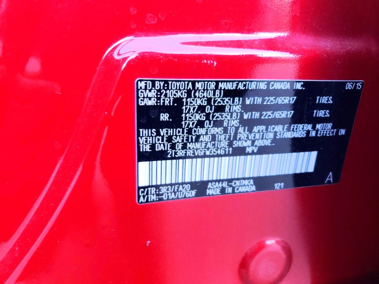 2015 TOYOTA RAV4 XLE photo 13