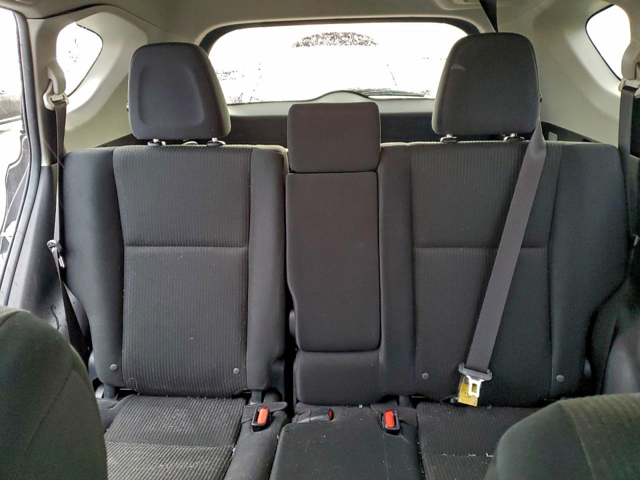 2018 TOYOTA RAV4 LE photo 10