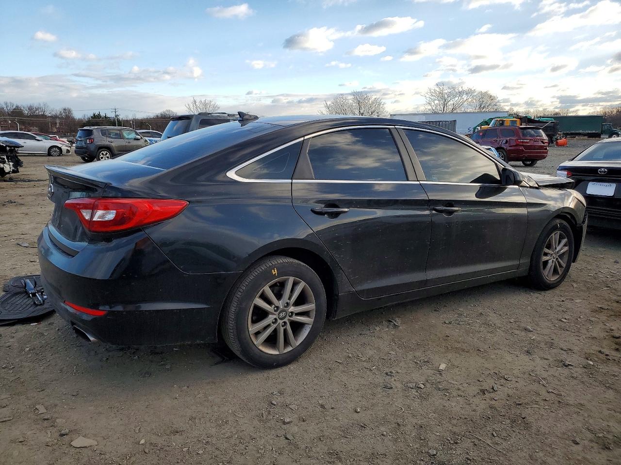 2016 HYUNDAI SONATA SE photo 3