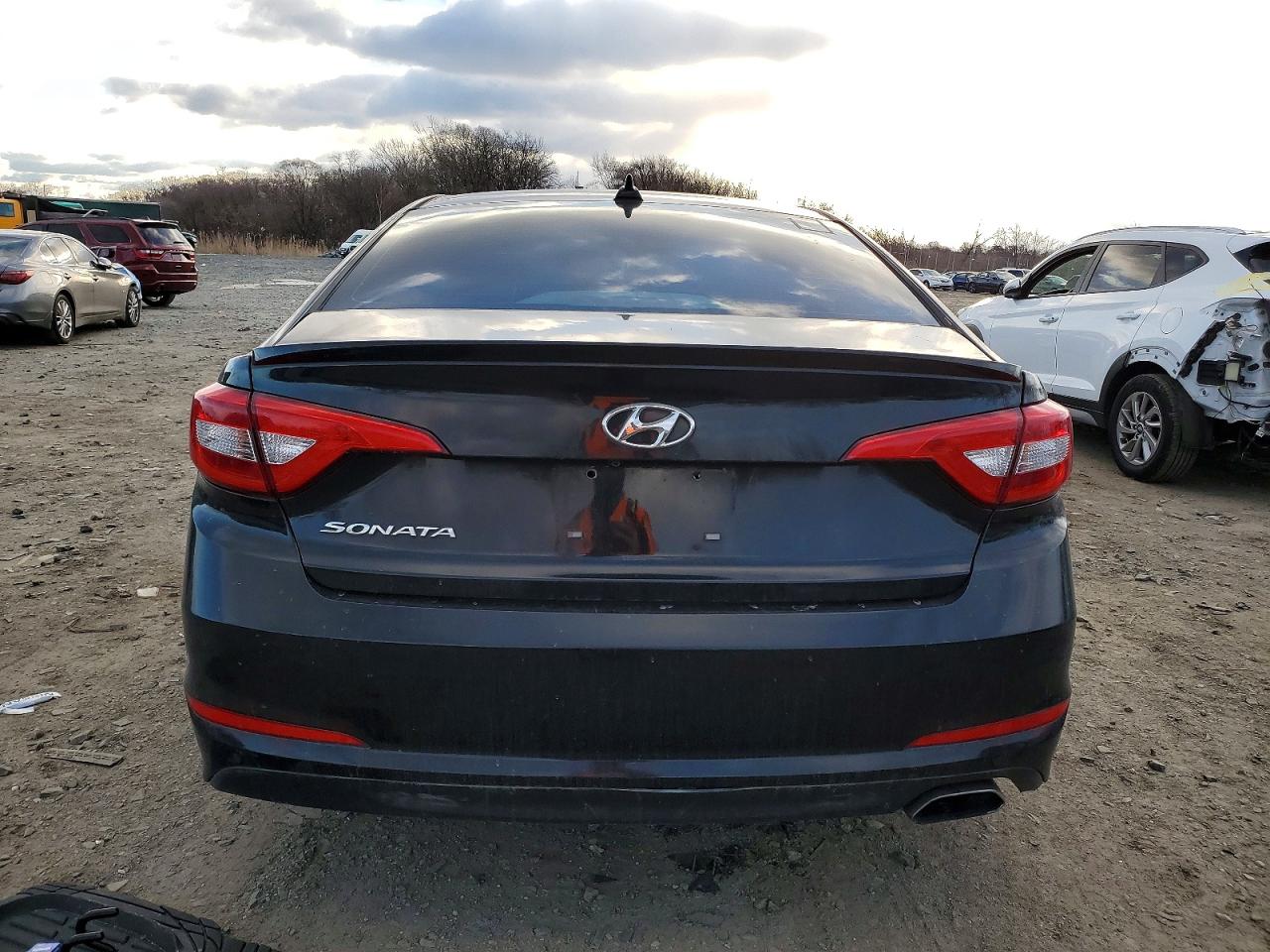 2016 HYUNDAI SONATA SE photo 6