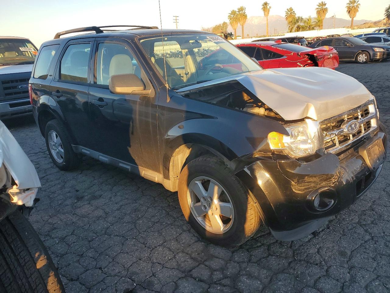 2012 FORD ESCAPE XLS photo 4
