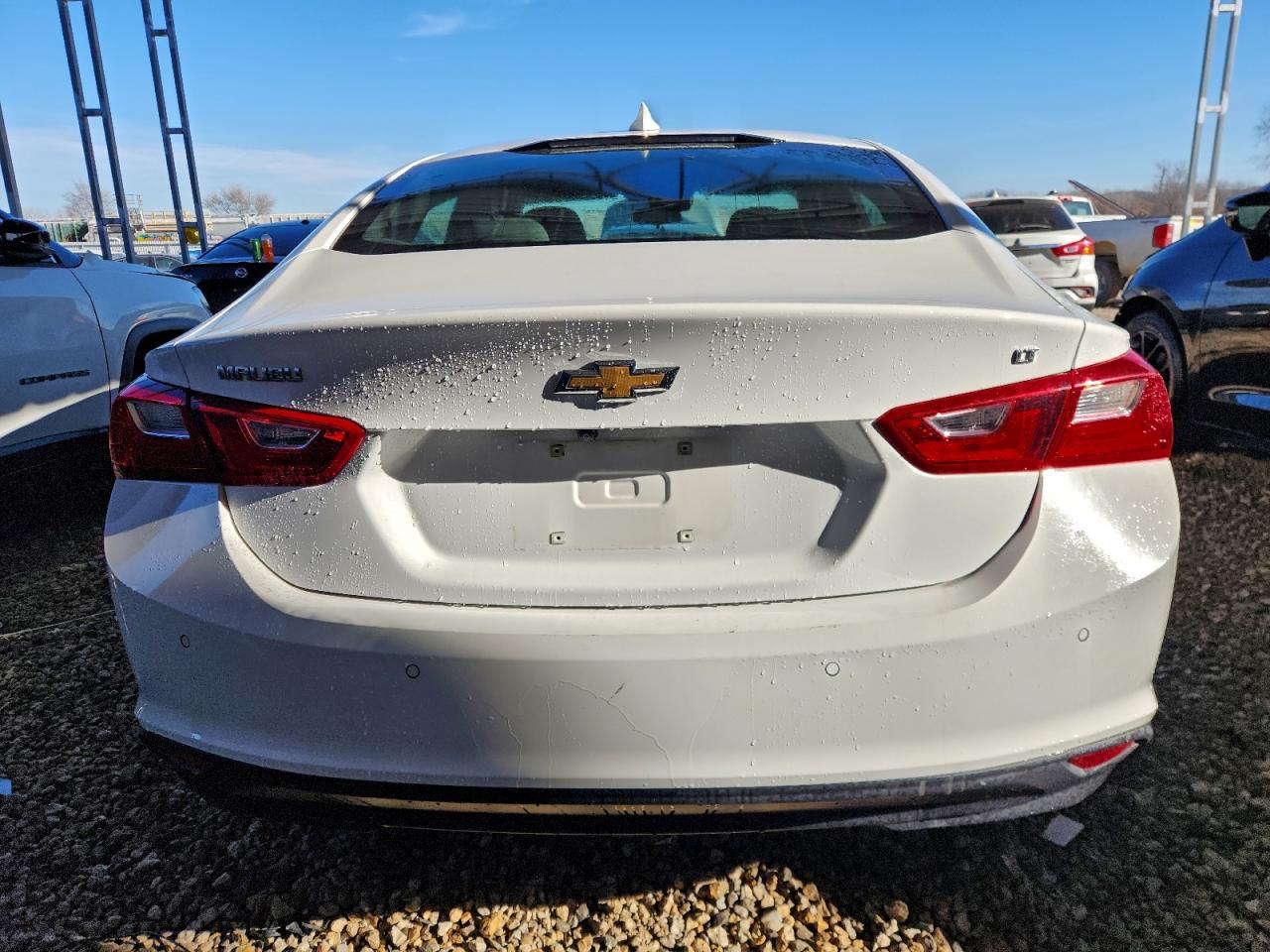 2023 CHEVROLET MALIBU LT photo 6