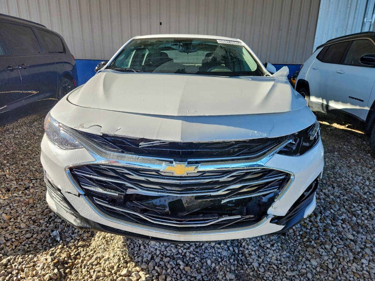 2023 CHEVROLET MALIBU LT photo 5