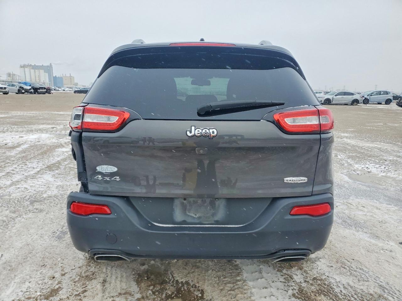 2017 JEEP CHEROKEE LATITUDE photo 6