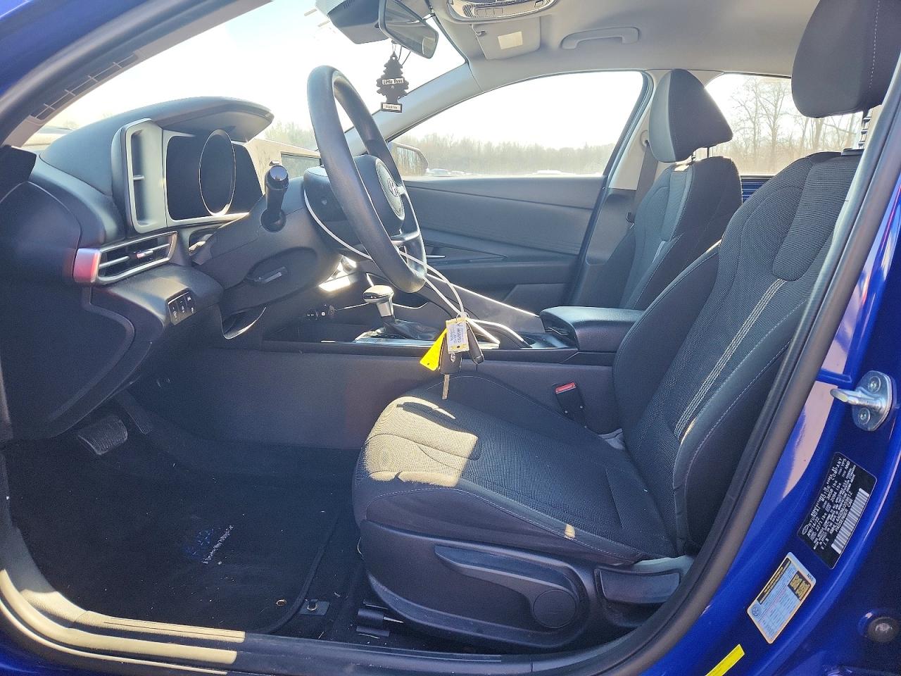 2022 HYUNDAI ELANTRA SE photo 6