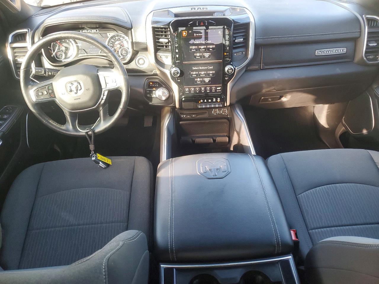 2019 RAM 1500 LARAMIE photo 8