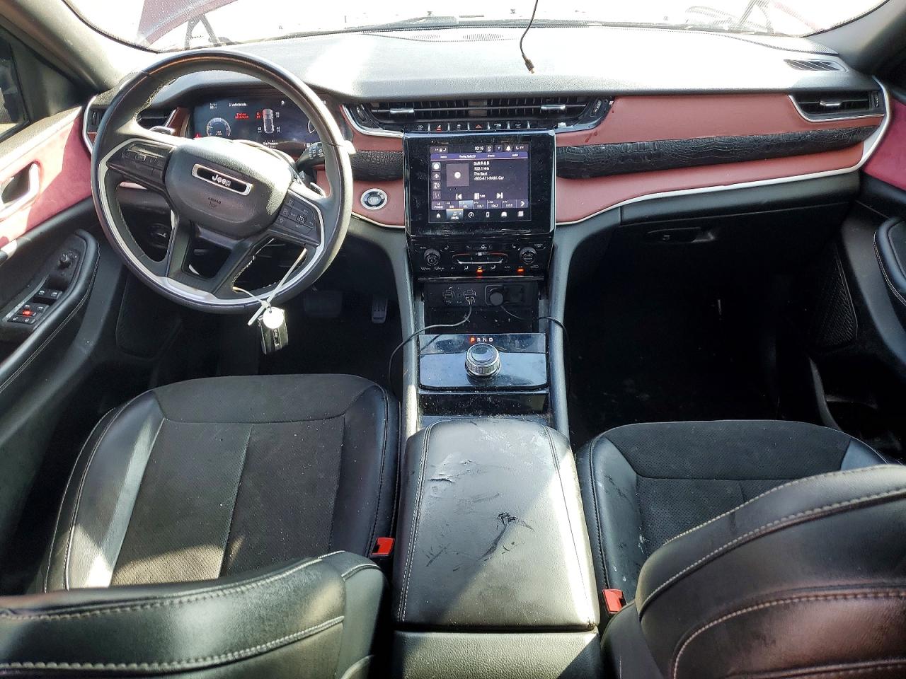 2023 JEEP GRAND CHEROKEE photo 8