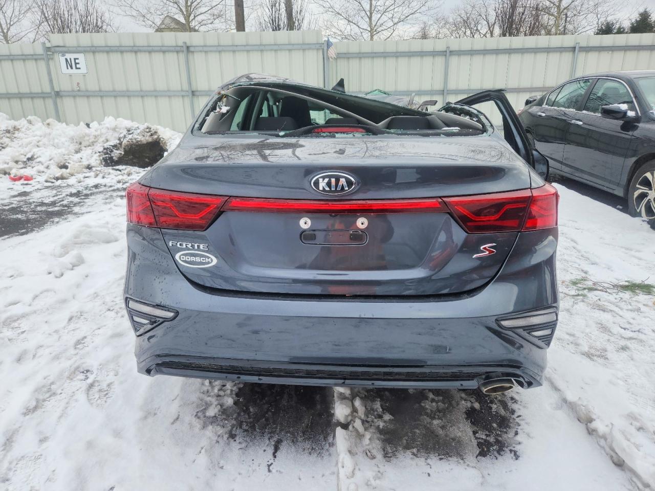 2019 KIA FORTE GT LINE photo 6