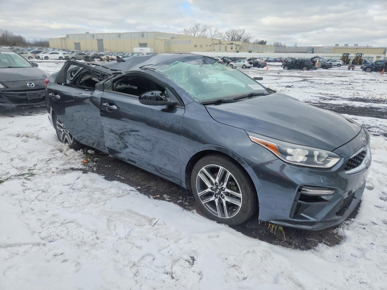 2019 KIA FORTE GT LINE photo 4