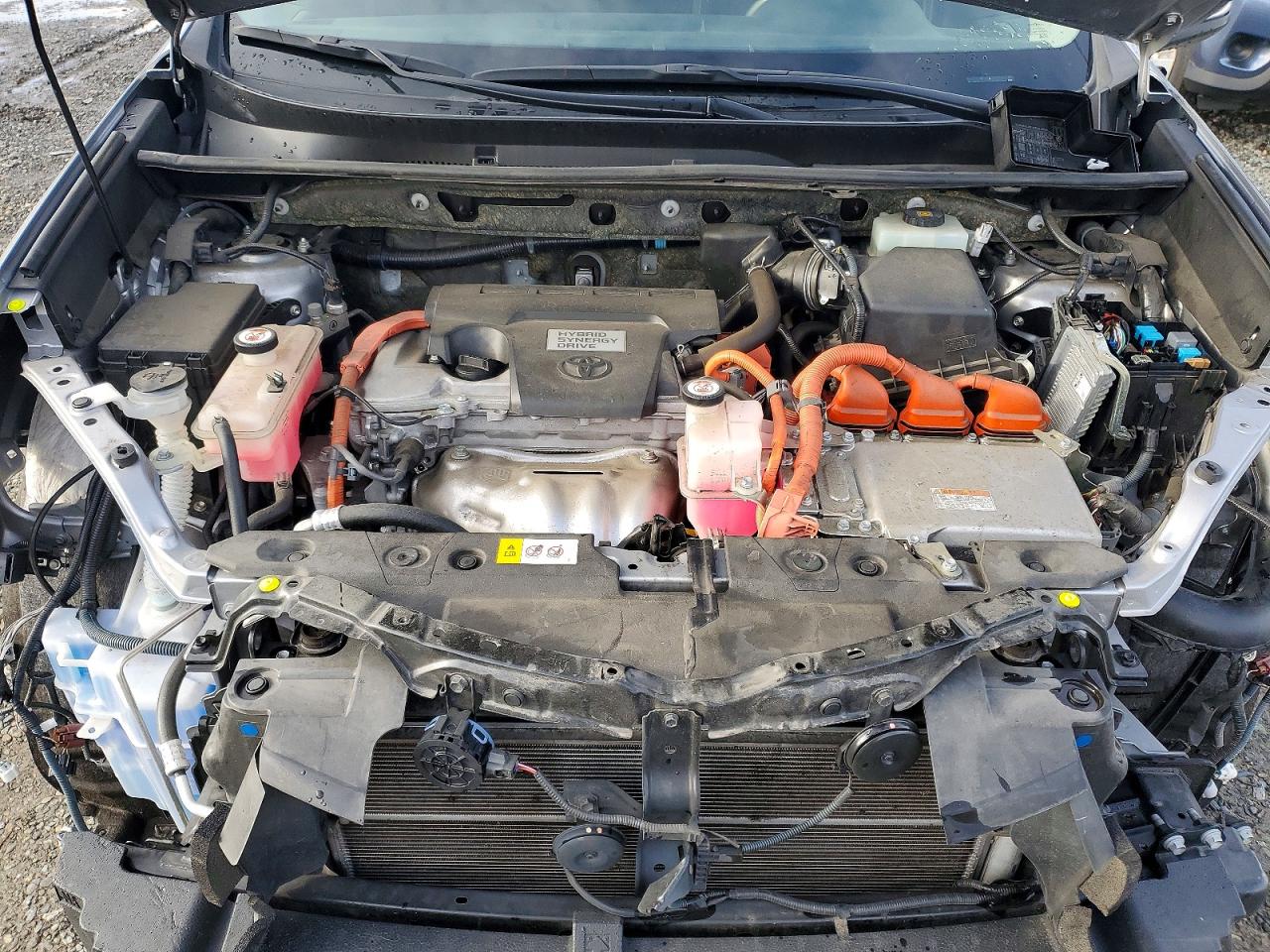2017 TOYOTA RAV4 HV LE photo 12