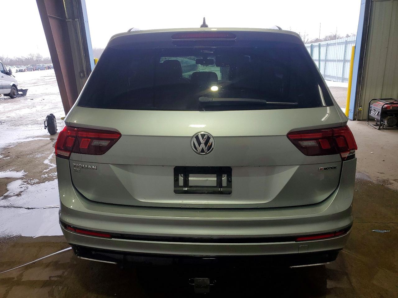 2020 VOLKSWAGEN TIGUAN SE photo 6