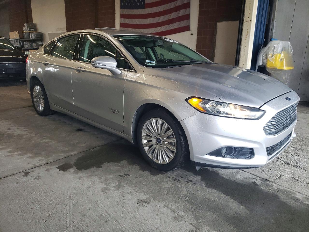 2015 FORD FUSION SE PHEV photo 4