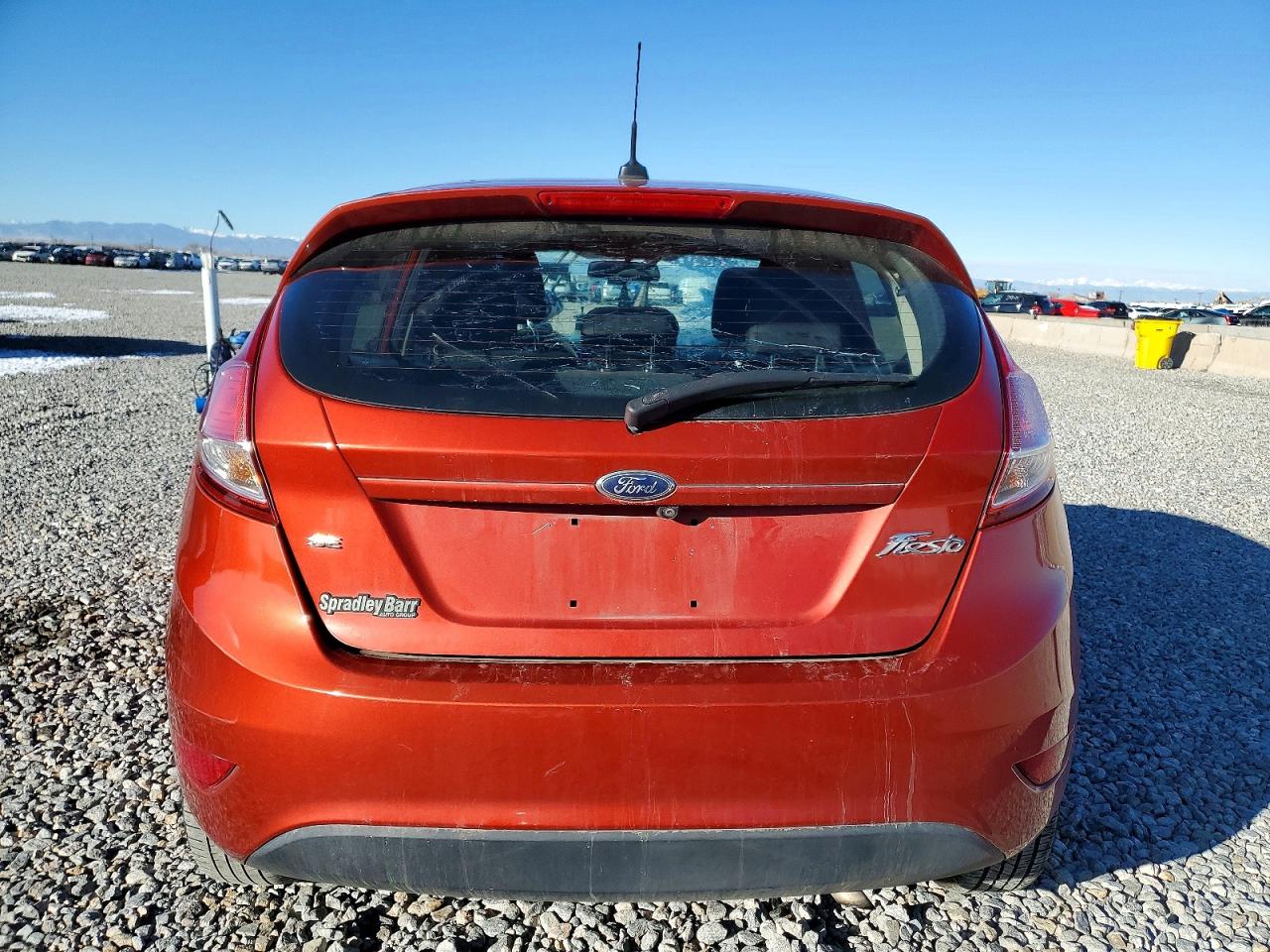 2018 FORD FIESTA SE photo 6