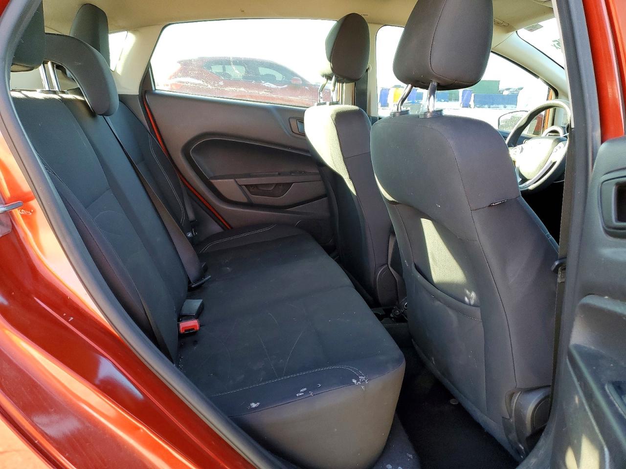 2018 FORD FIESTA SE photo 10