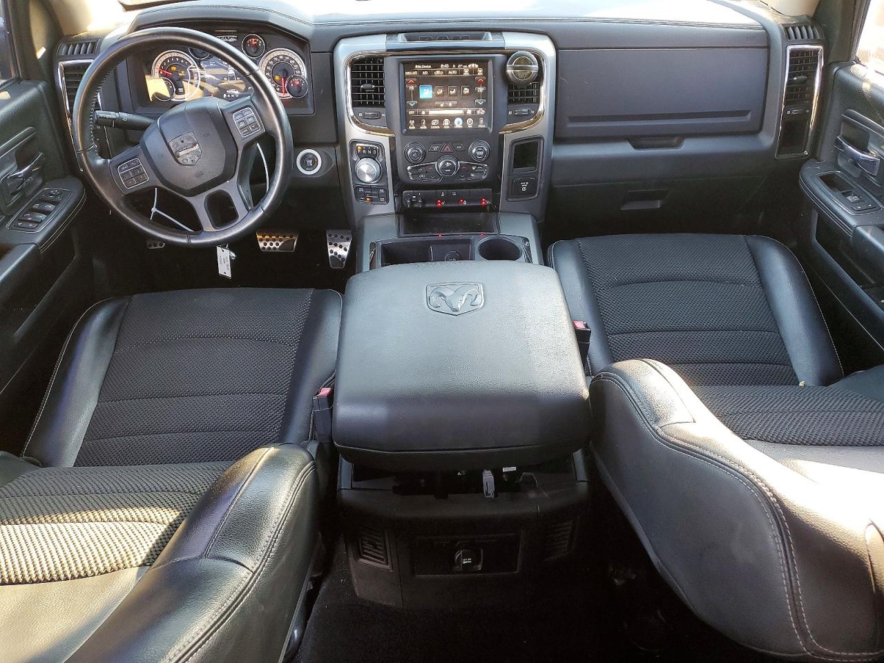 2015 RAM 1500 SPORT photo 8