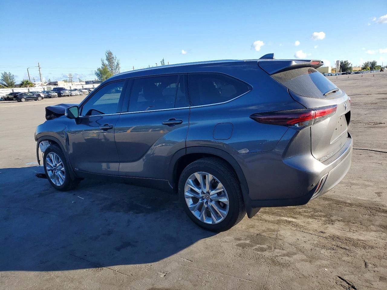 2024 TOYOTA HIGHLANDER HYBRID LIMITED photo 2