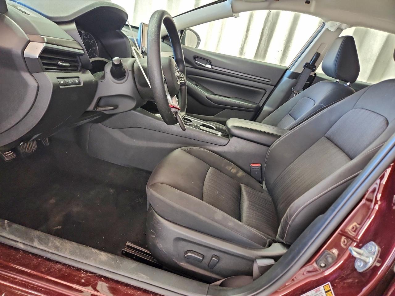 2024 NISSAN ALTIMA SV photo 7