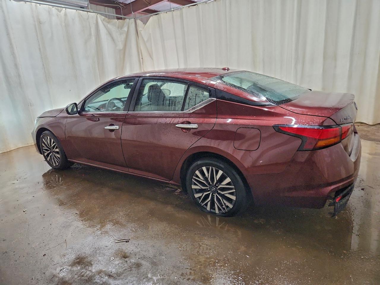 2024 NISSAN ALTIMA SV photo 2