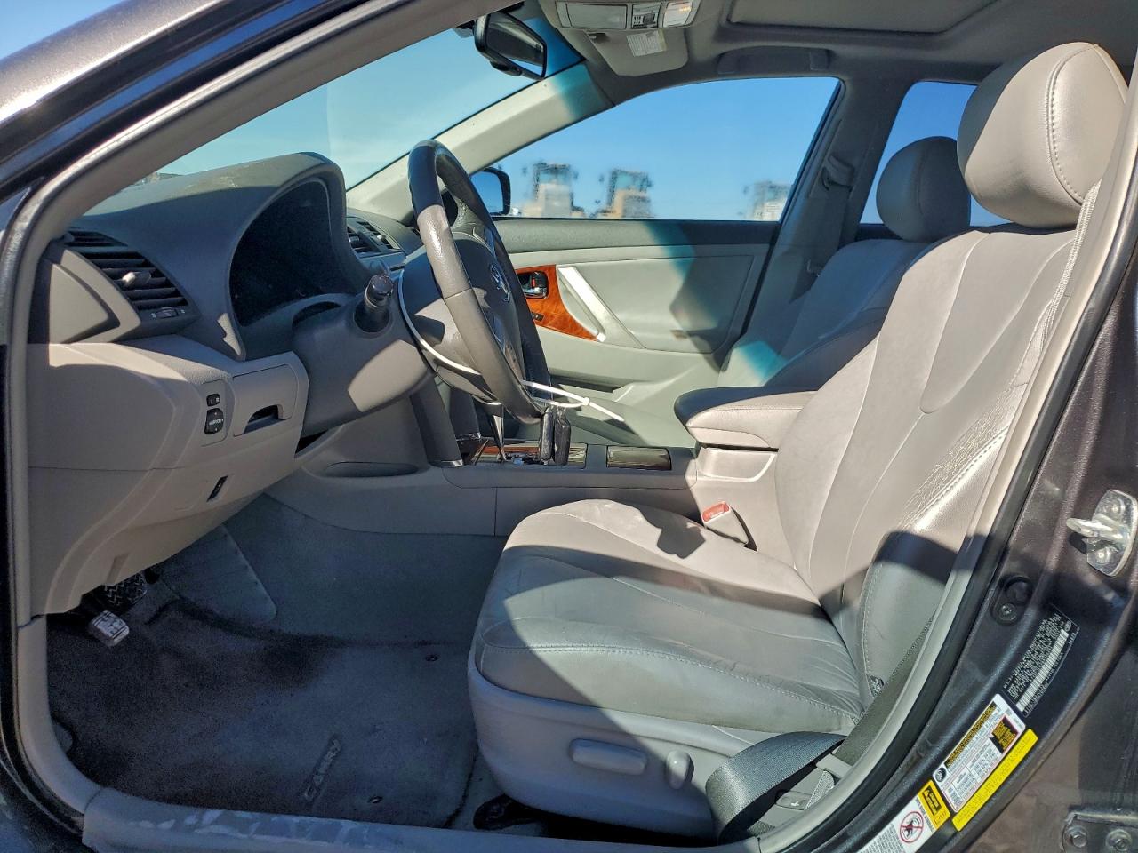 2011 TOYOTA CAMRY BASE photo 7