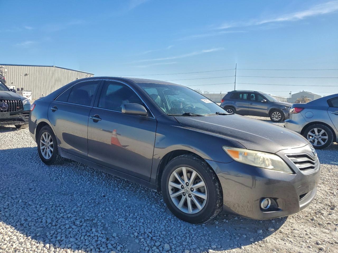 2011 TOYOTA CAMRY BASE photo 4