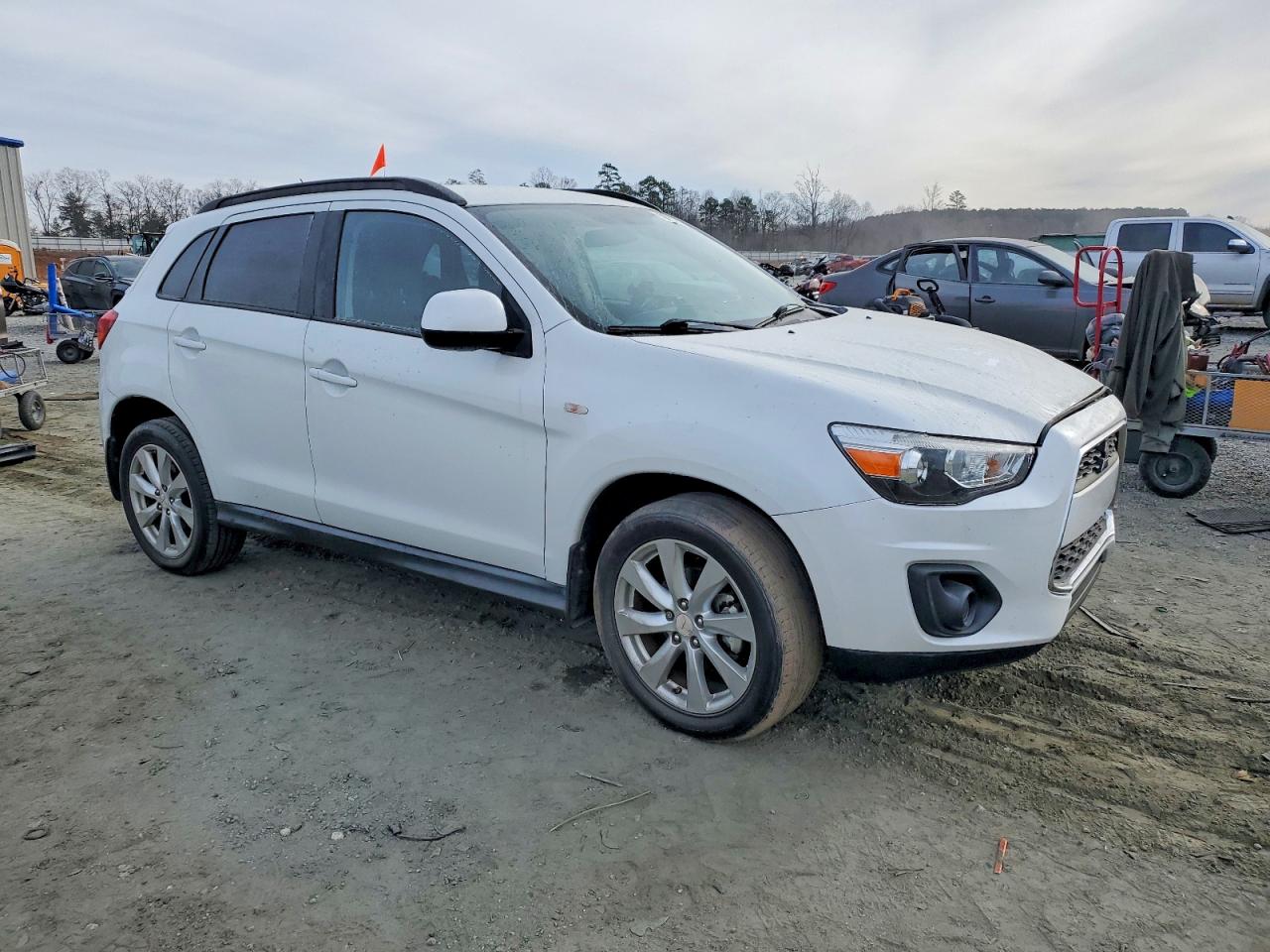 2015 MITSUBISHI OUTLANDER SPORT ES photo 4