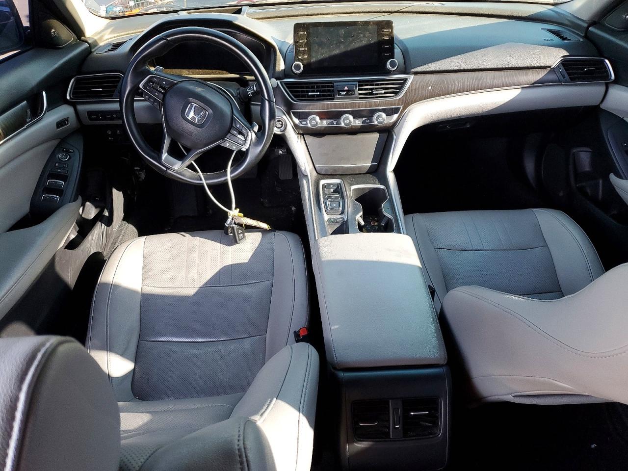2020 HONDA ACCORD TOURING photo 8