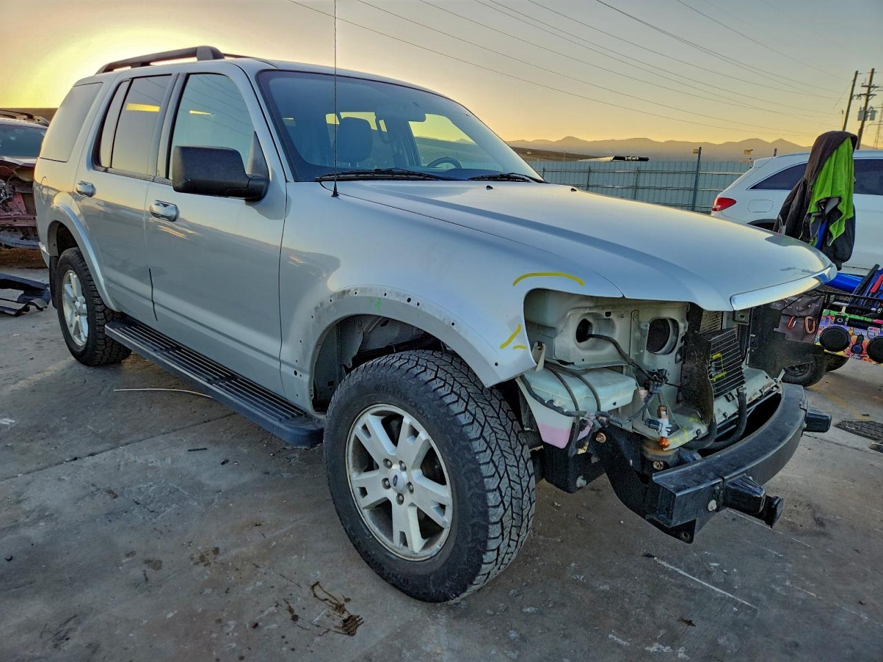 2009 FORD EXPLORER XLT photo 4
