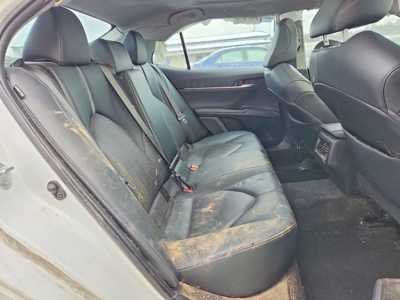2022 TOYOTA CAMRY XLE photo 10