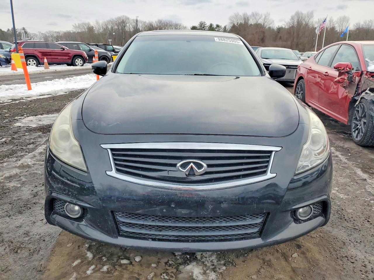 2010 INFINITI G37 photo 5