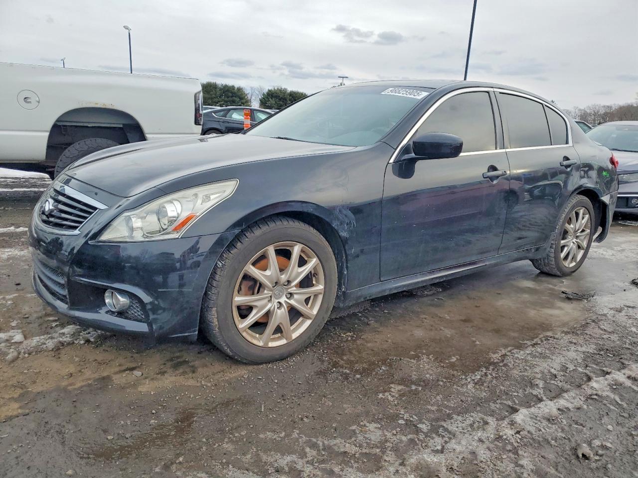 2010 INFINITI G37