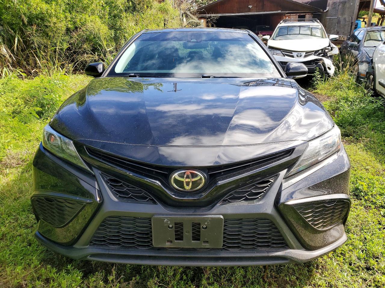 2021 TOYOTA CAMRY SE photo 5