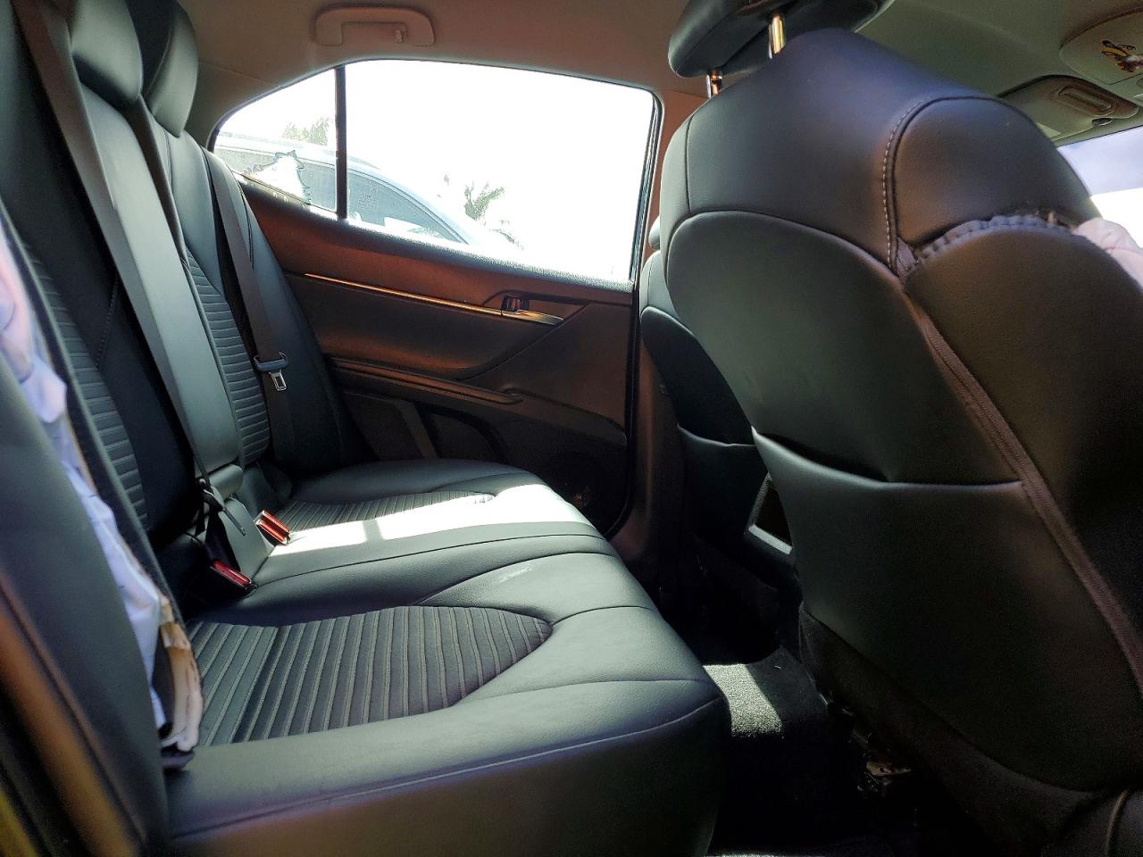 2021 TOYOTA CAMRY SE photo 10