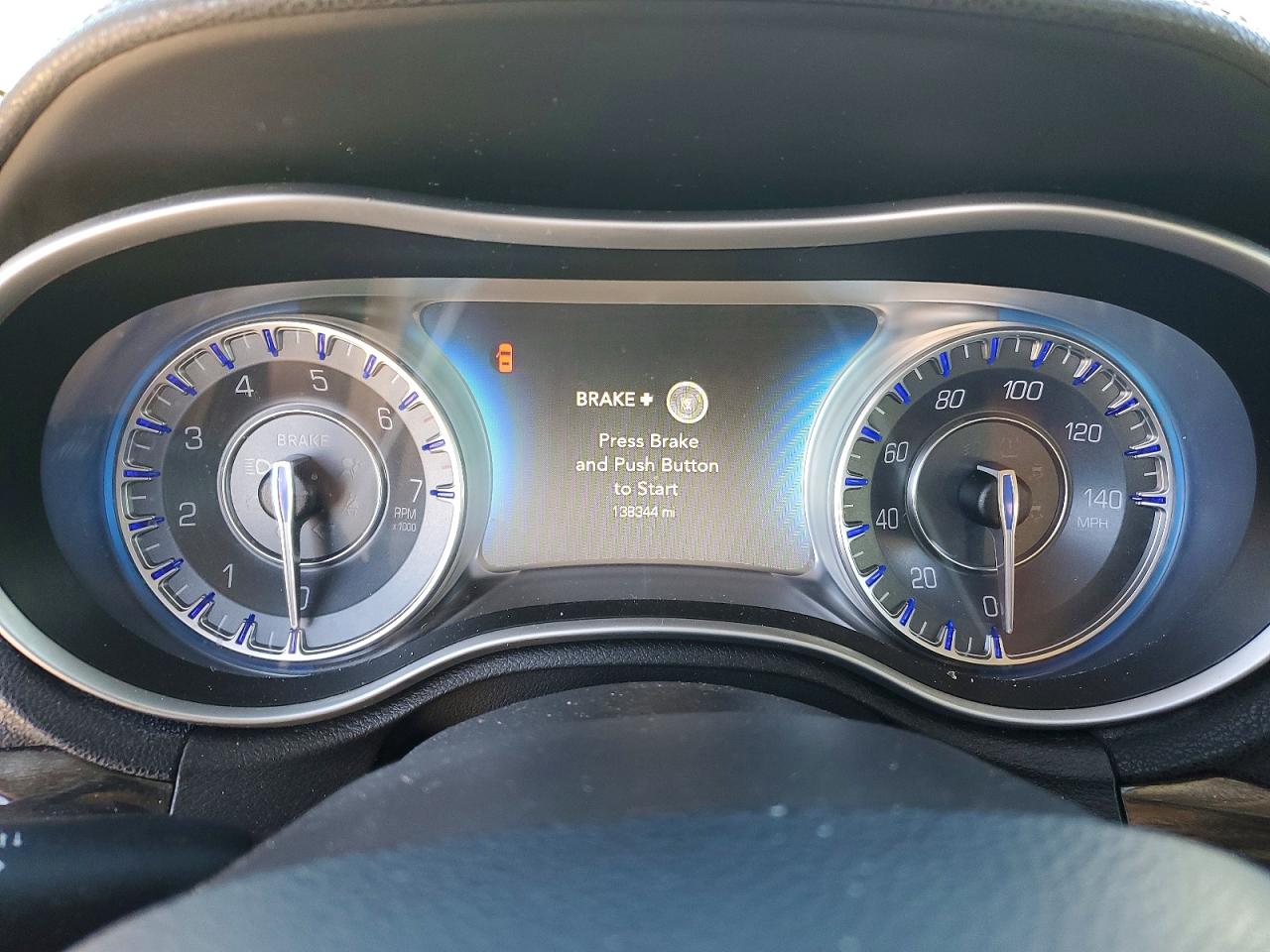 2015 CHRYSLER 300 LIMITED photo 9