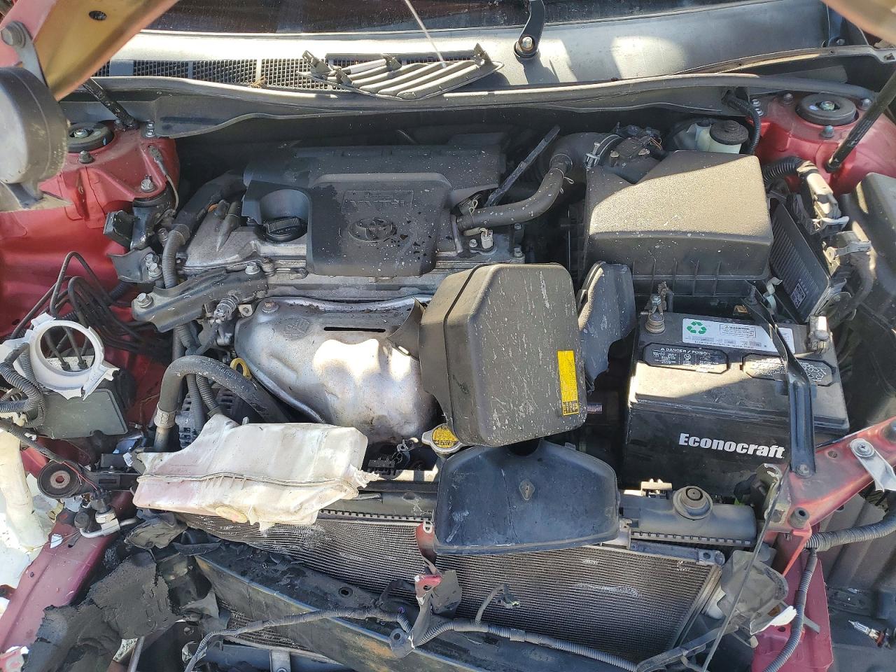 2014 TOYOTA CAMRY L photo 11