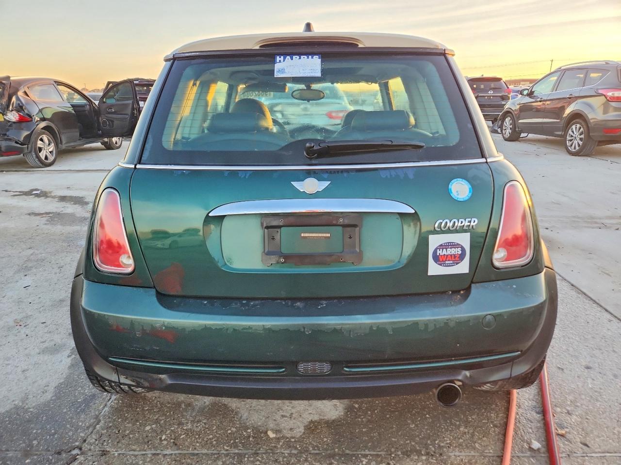 2006 MINI COOPER photo 6