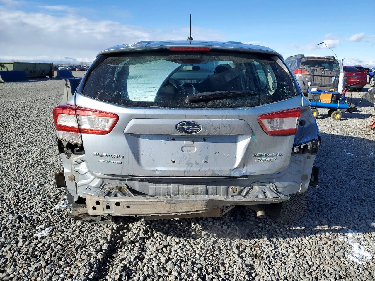 2017 SUBARU IMPREZA photo 11