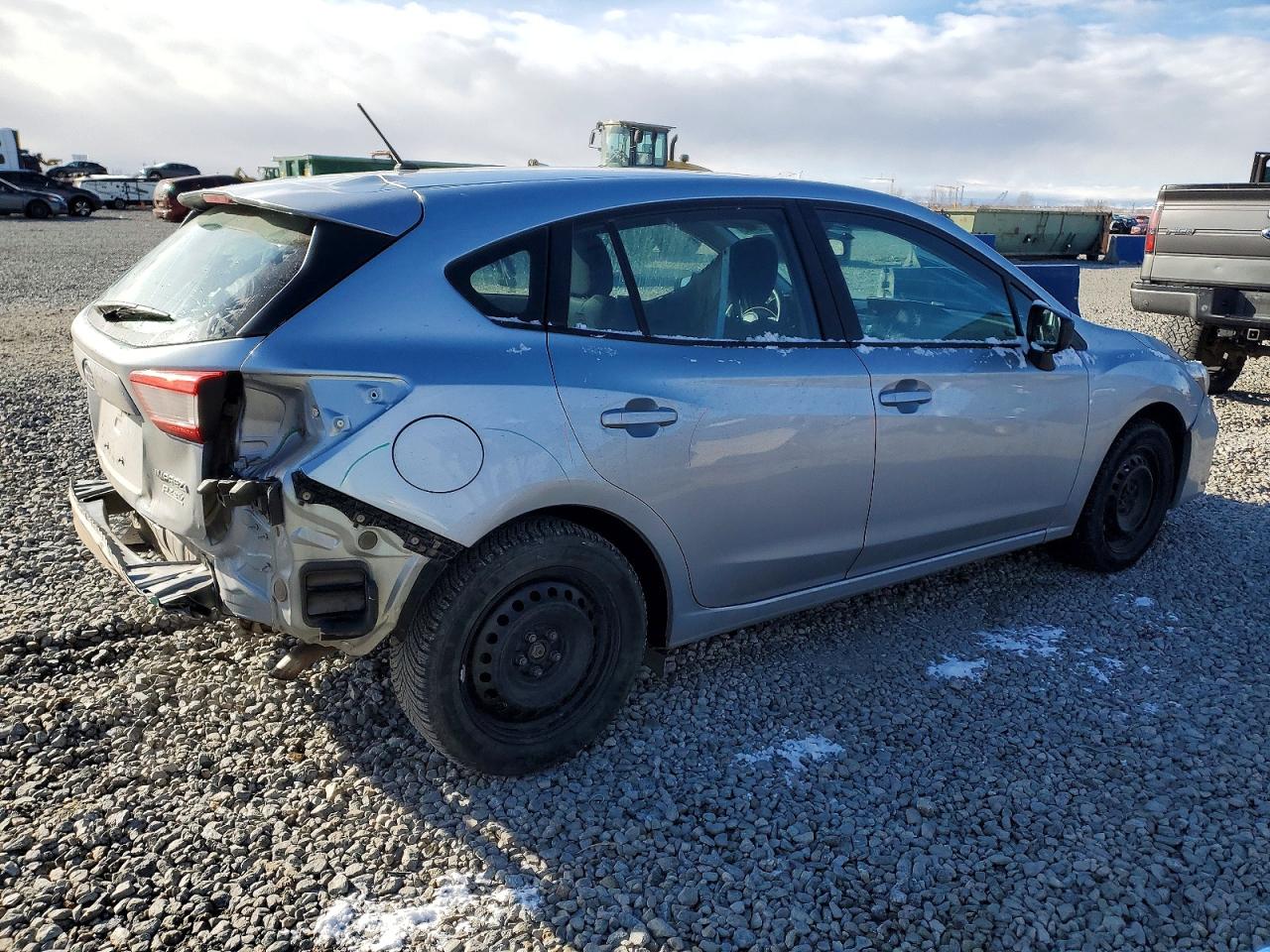 2017 SUBARU IMPREZA photo 5