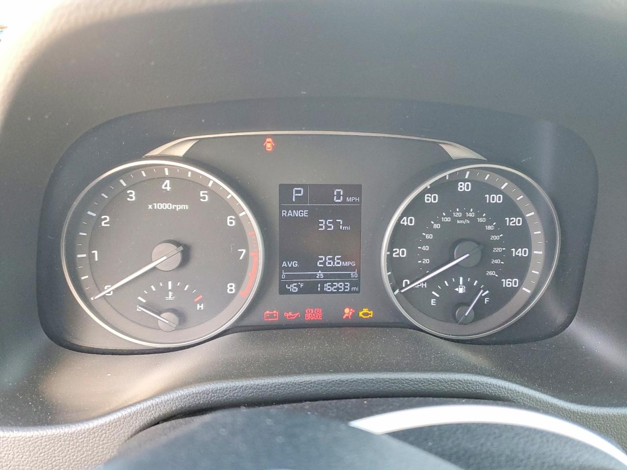 2018 HYUNDAI ELANTRA SE photo 9