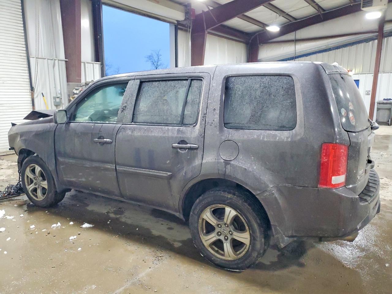 2015 HONDA PILOT EXL photo 2