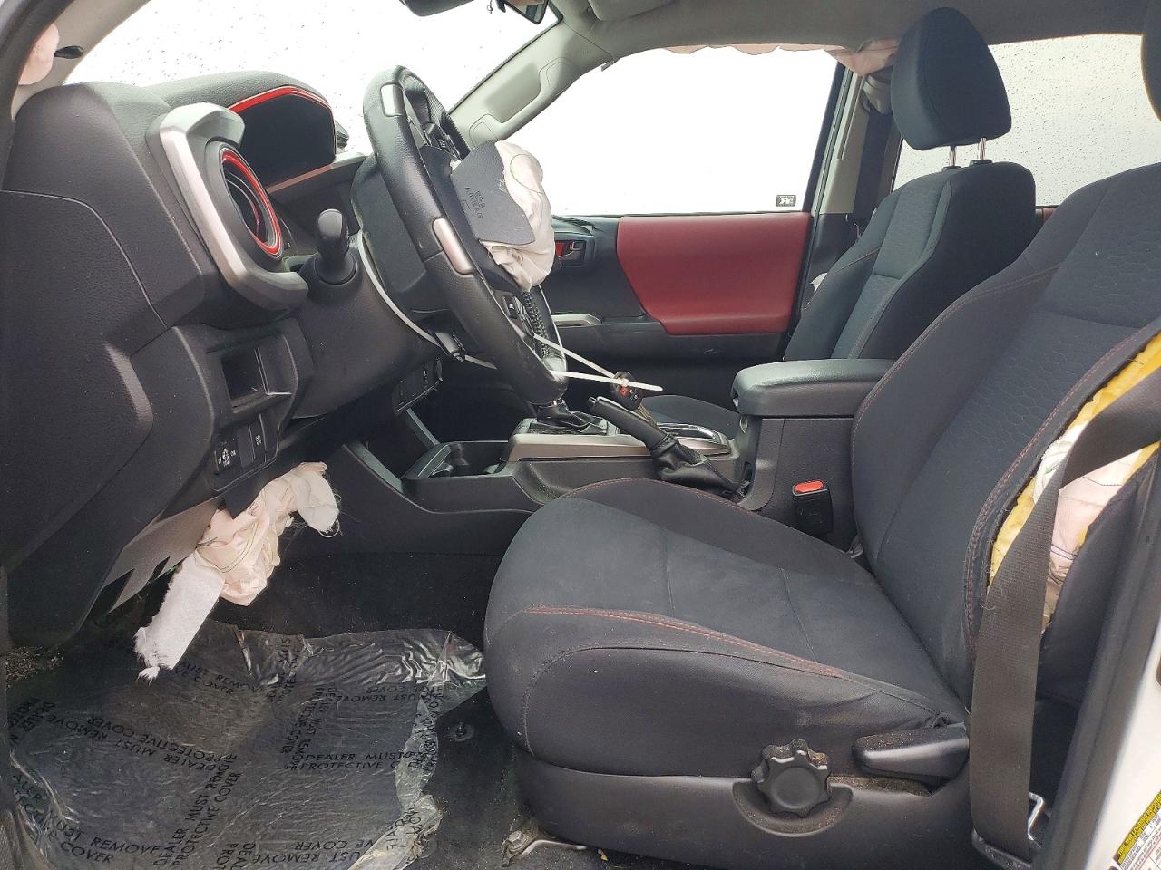 2019 TOYOTA TACOMA SR5 photo 7