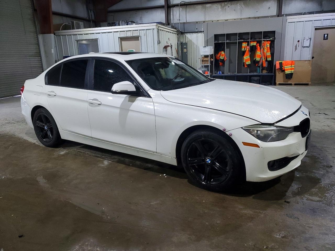 2013 BMW 328 XI SULEV photo 4