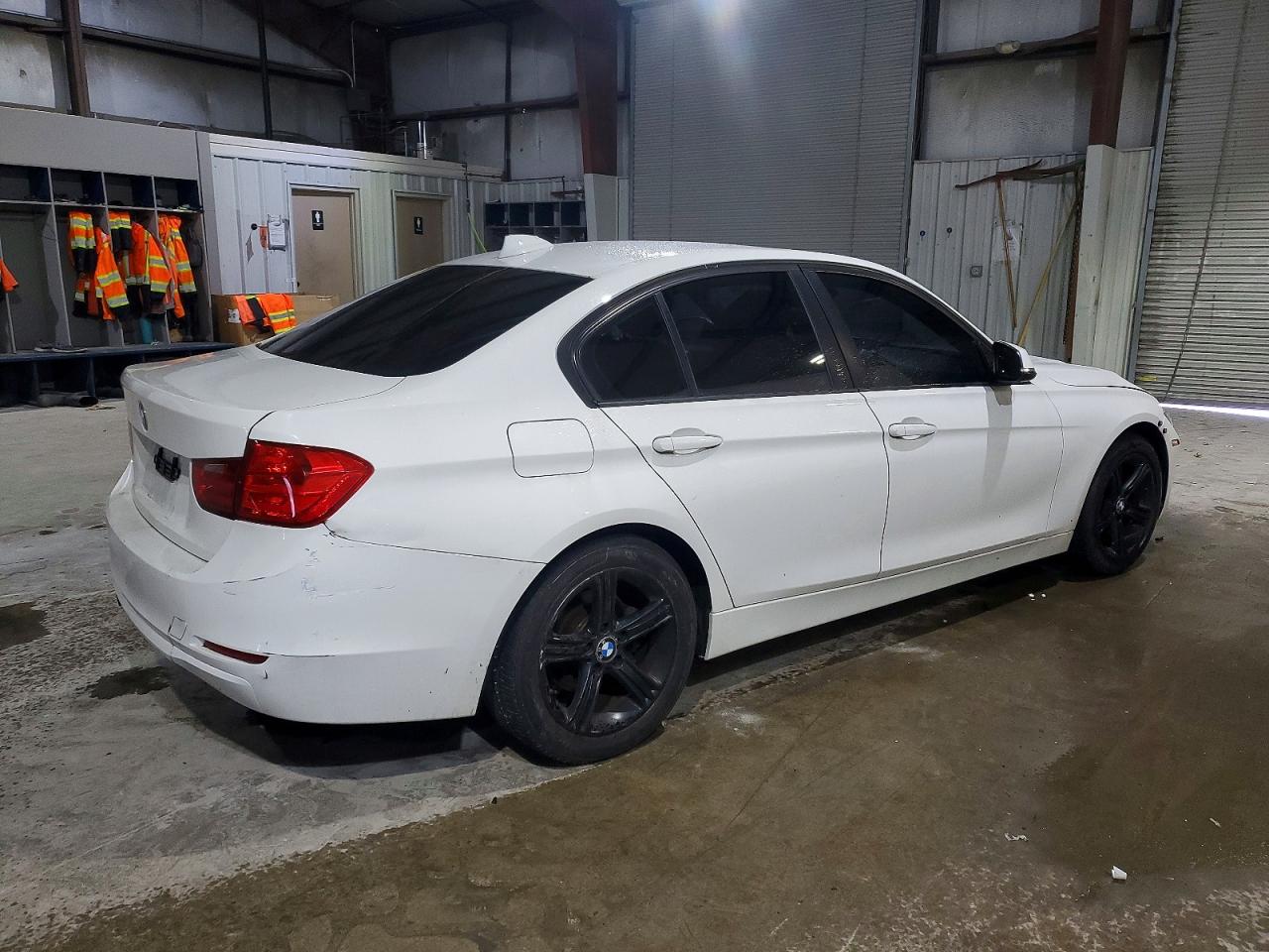 2013 BMW 328 XI SULEV photo 3