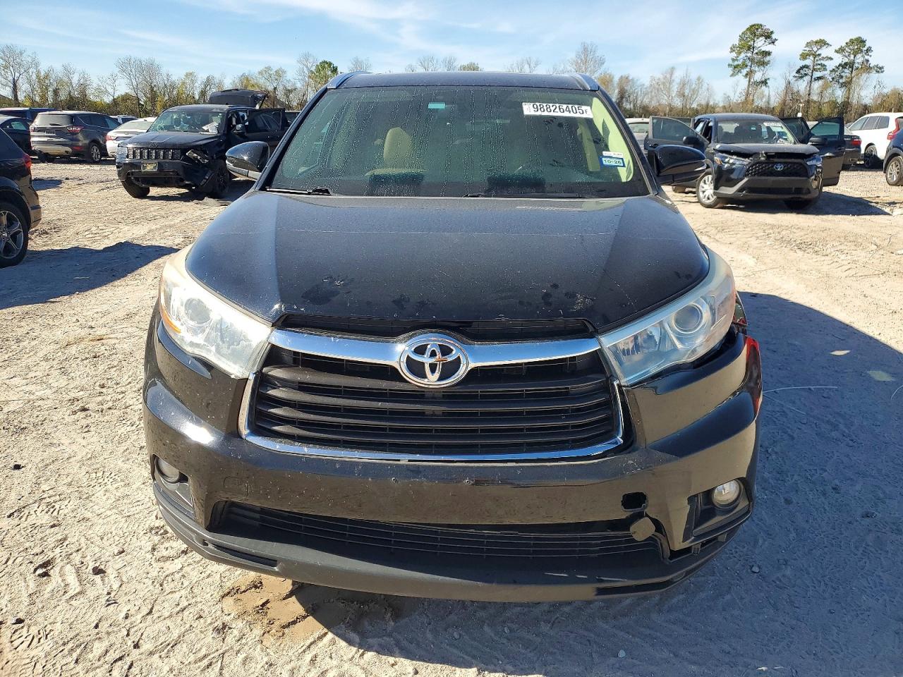2016 TOYOTA HIGHLANDER XLE photo 5